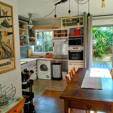 Grand 3 Pieces, Terrasse Au Sud Et A 80m Appartement Cabourg