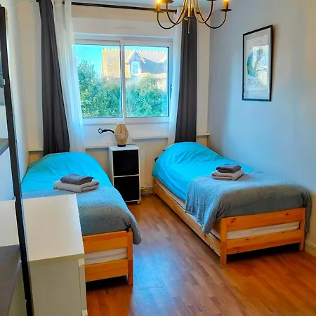 Appartement Grand 3 Pieces, Terrasse Au Sud Et A 80m